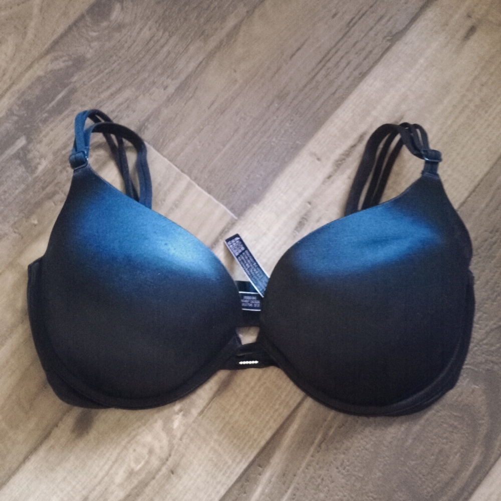 Victoria secret 34dd bra